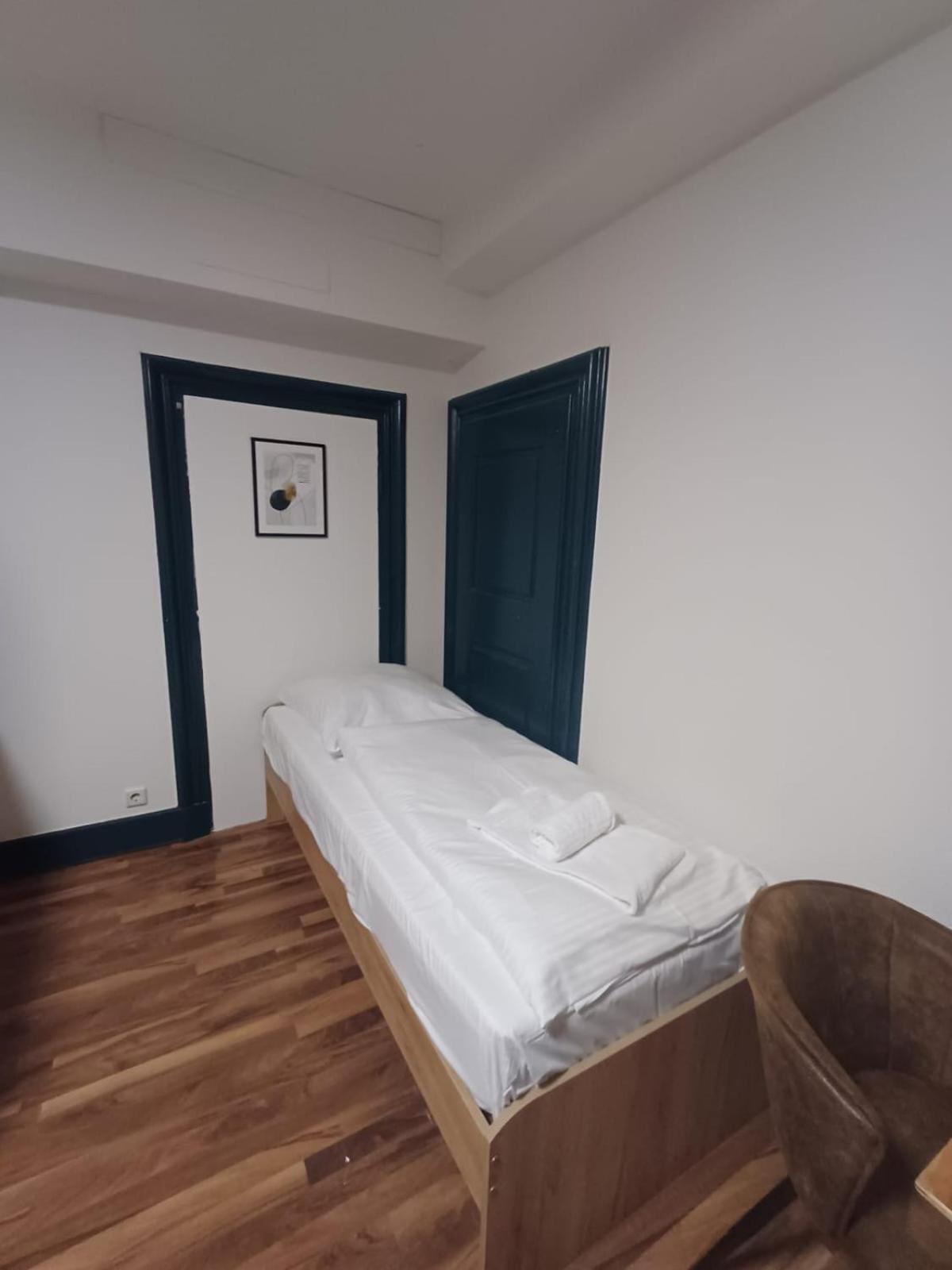 Crown Living Villa Blumenau Studios, Smarttv, Parkplatz Lustenau Exterior photo