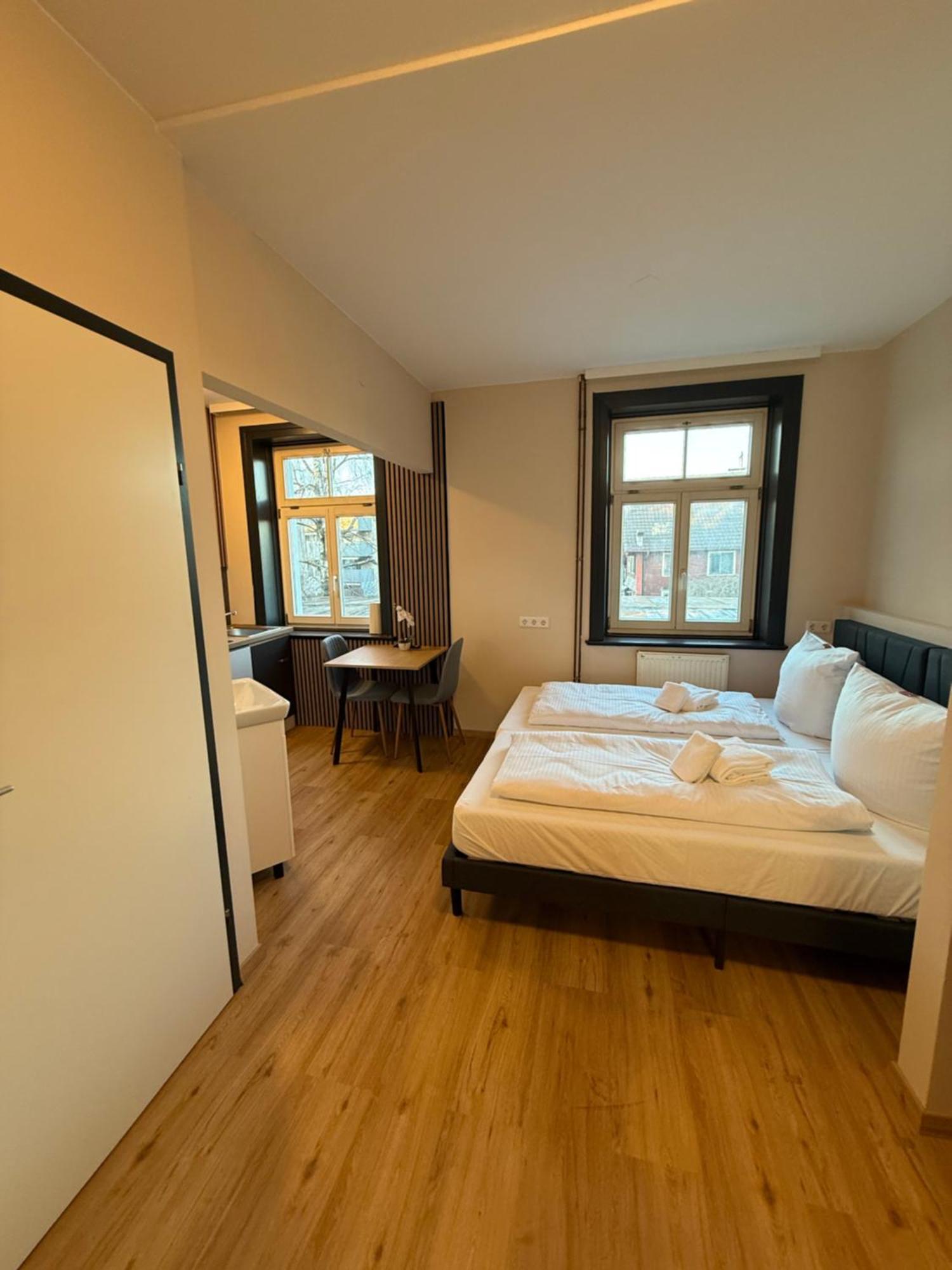 Crown Living Villa Blumenau Studios, Smarttv, Parkplatz Lustenau Exterior photo