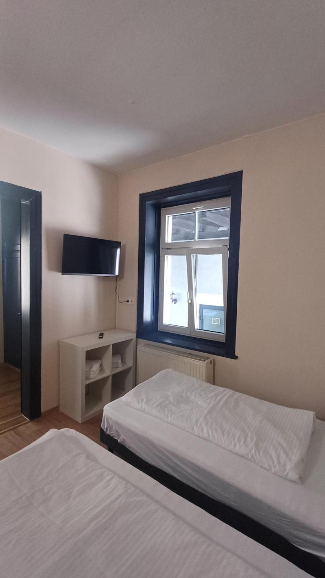 Crown Living Villa Blumenau Studios, Smarttv, Parkplatz Lustenau Room photo